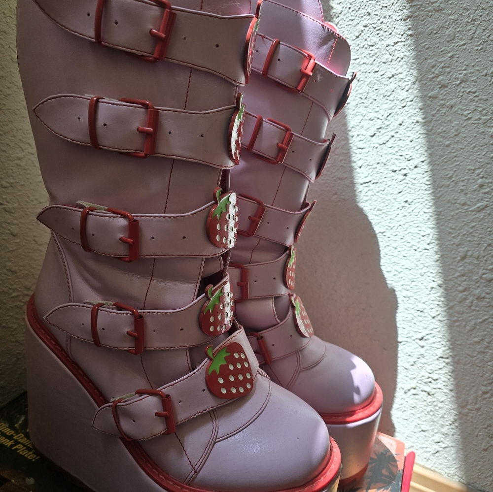 YRU Strawberry Boots